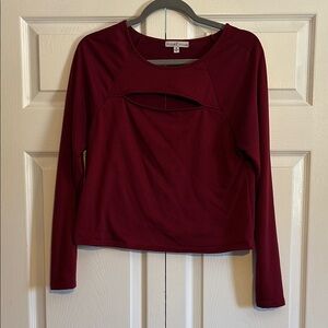 Women's Burgundy Top